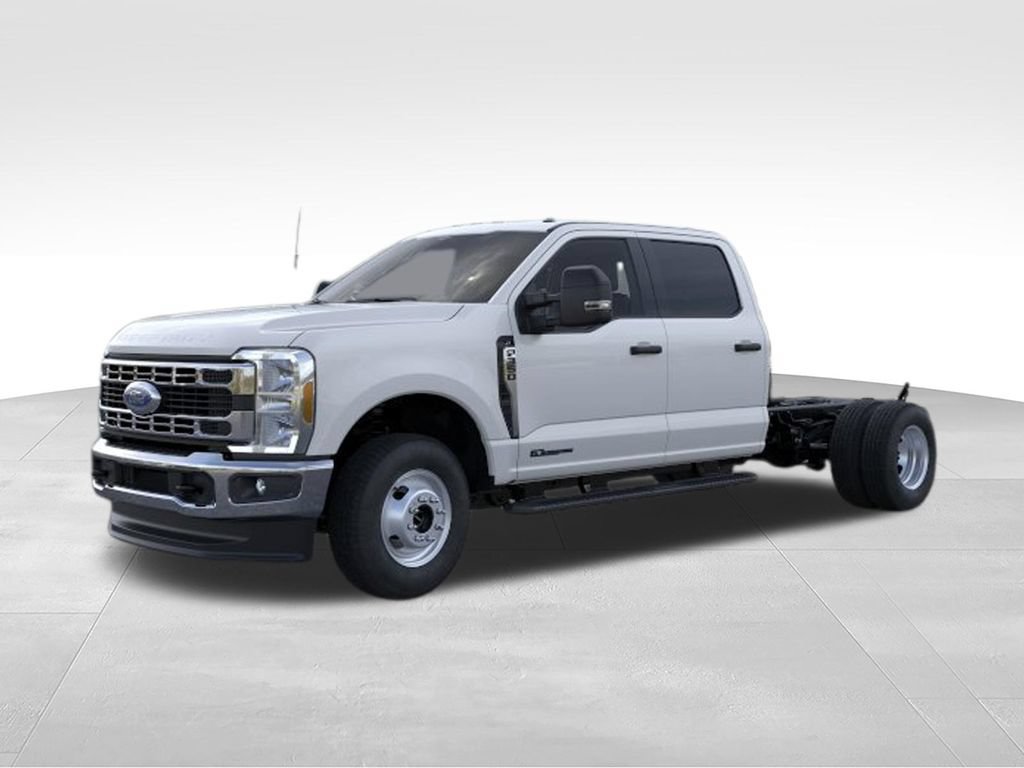 New 2026 Ford F350 XL w/ XL Chrome Package AWD/4WD 360° Tour