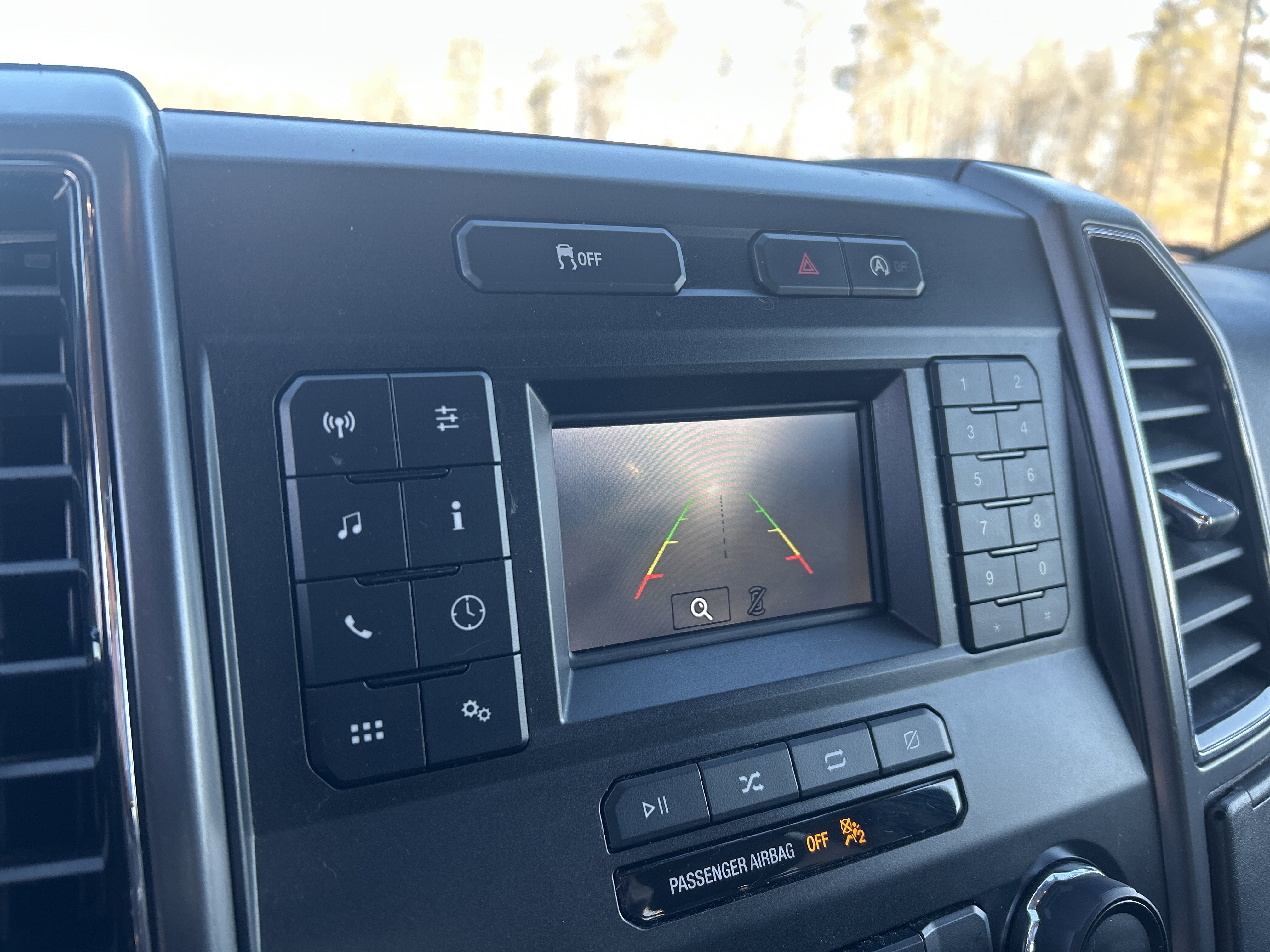 Used 2018 Ford F150 XLT w/ XTR Package image 19