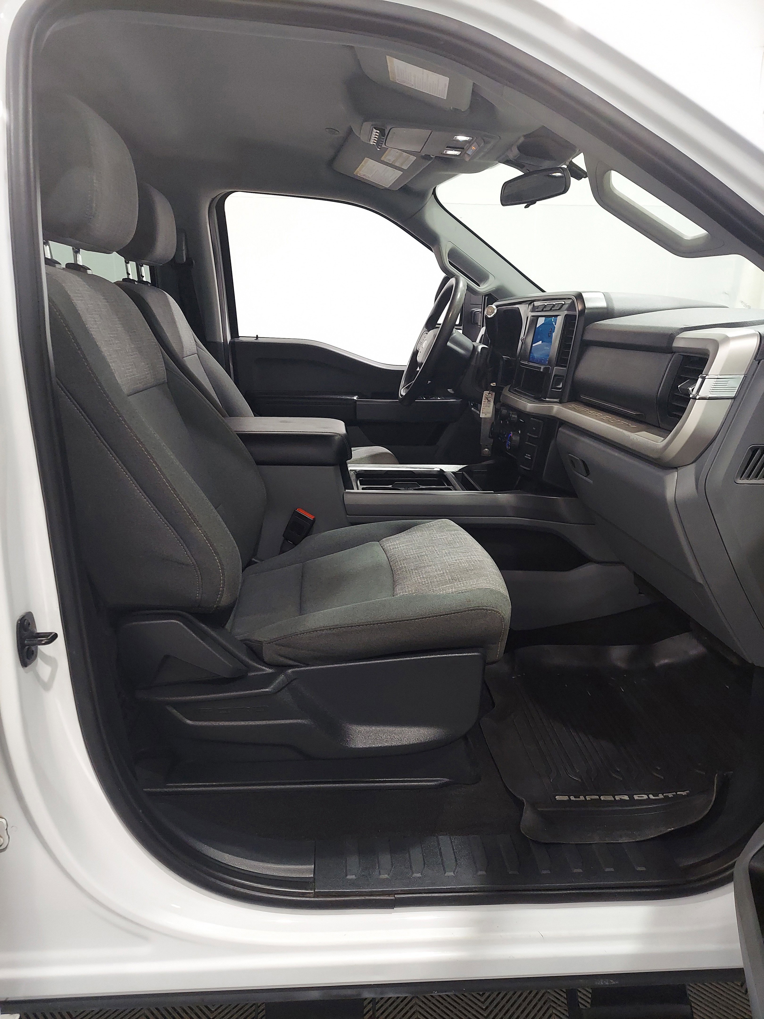 Used 2024 Ford F250 XLT AWD/4WD image 19