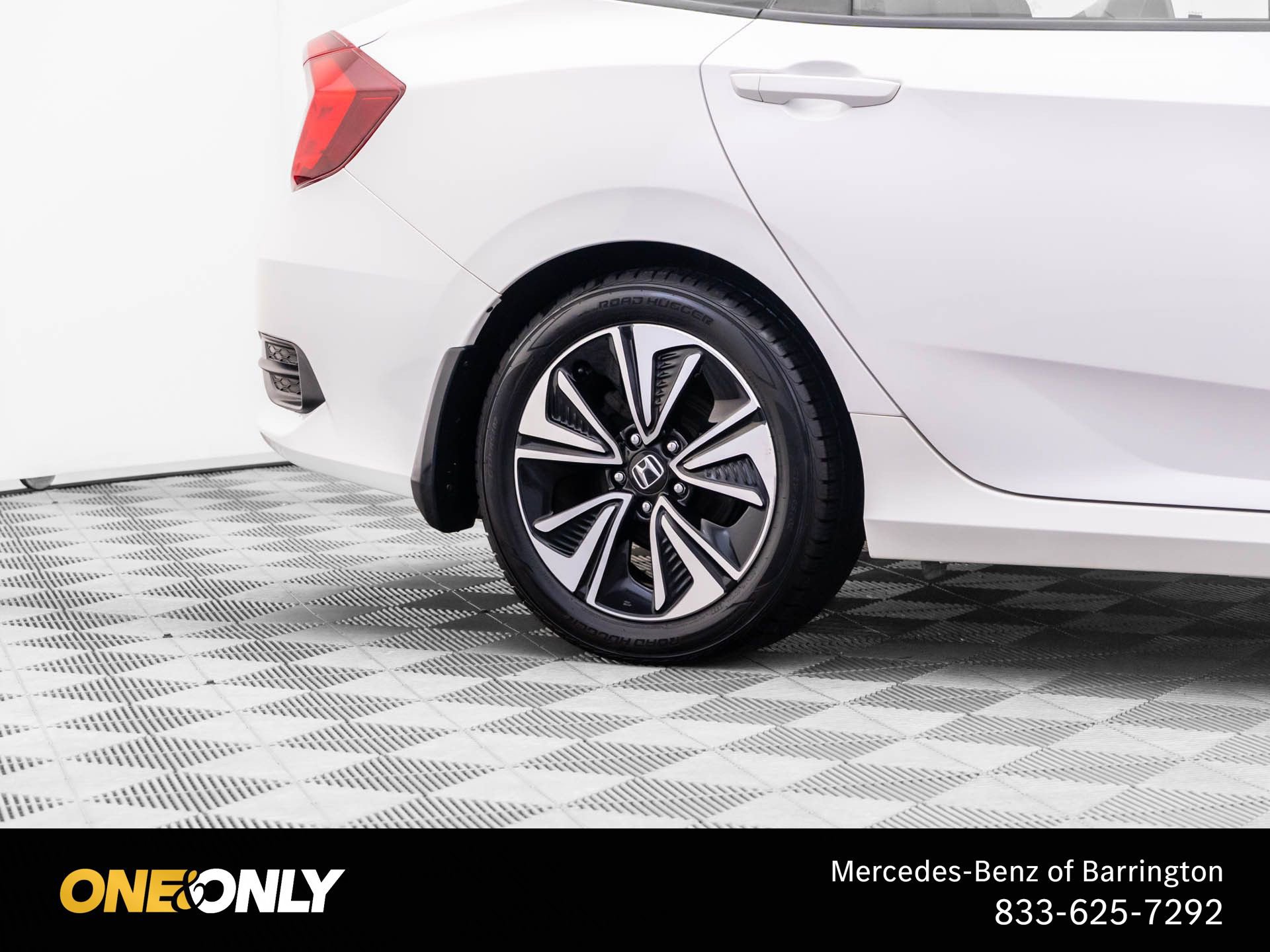 Used 2017 Honda Civic EX-L image 31