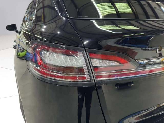 Used 2020 Lincoln Nautilus Reserve w/ Equipment Group 201A image 14