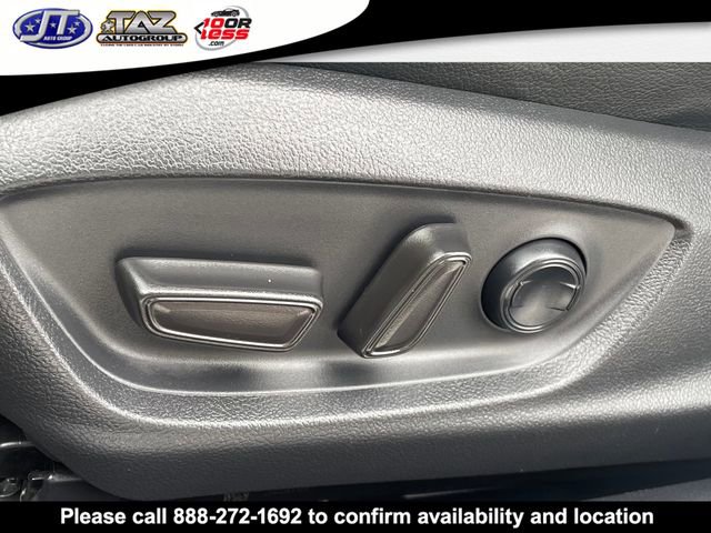 Used 2019 Toyota Camry XSE w/ Navigation Package FWD image 11