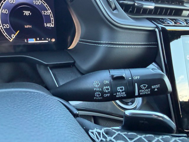 Used 2023 Jeep Grand Cherokee Altitude AWD/4WD image 35