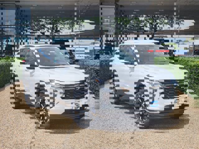 New 2026 Chevrolet Trax RS w/ Sunroof Package image 2