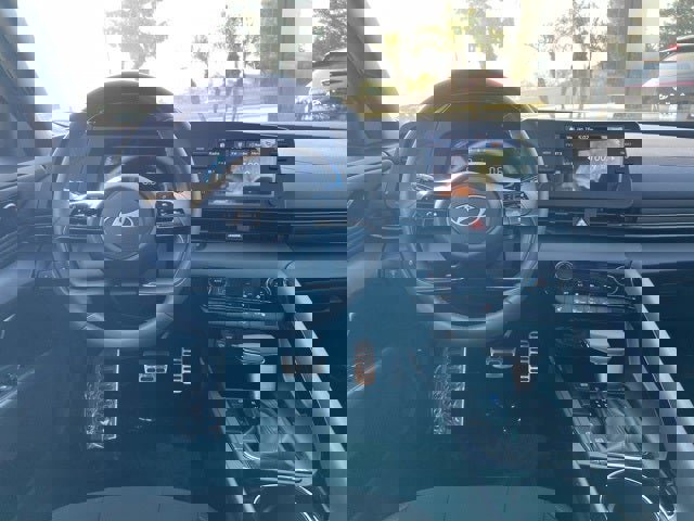 New 2026 Hyundai Elantra SEL Sport Premium image 18