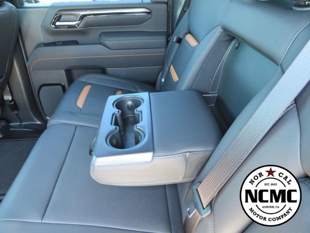 Used 2026 GMC Sierra 3500 AT4 w/ AT4 Premium Plus Package AWD/4WD image 45