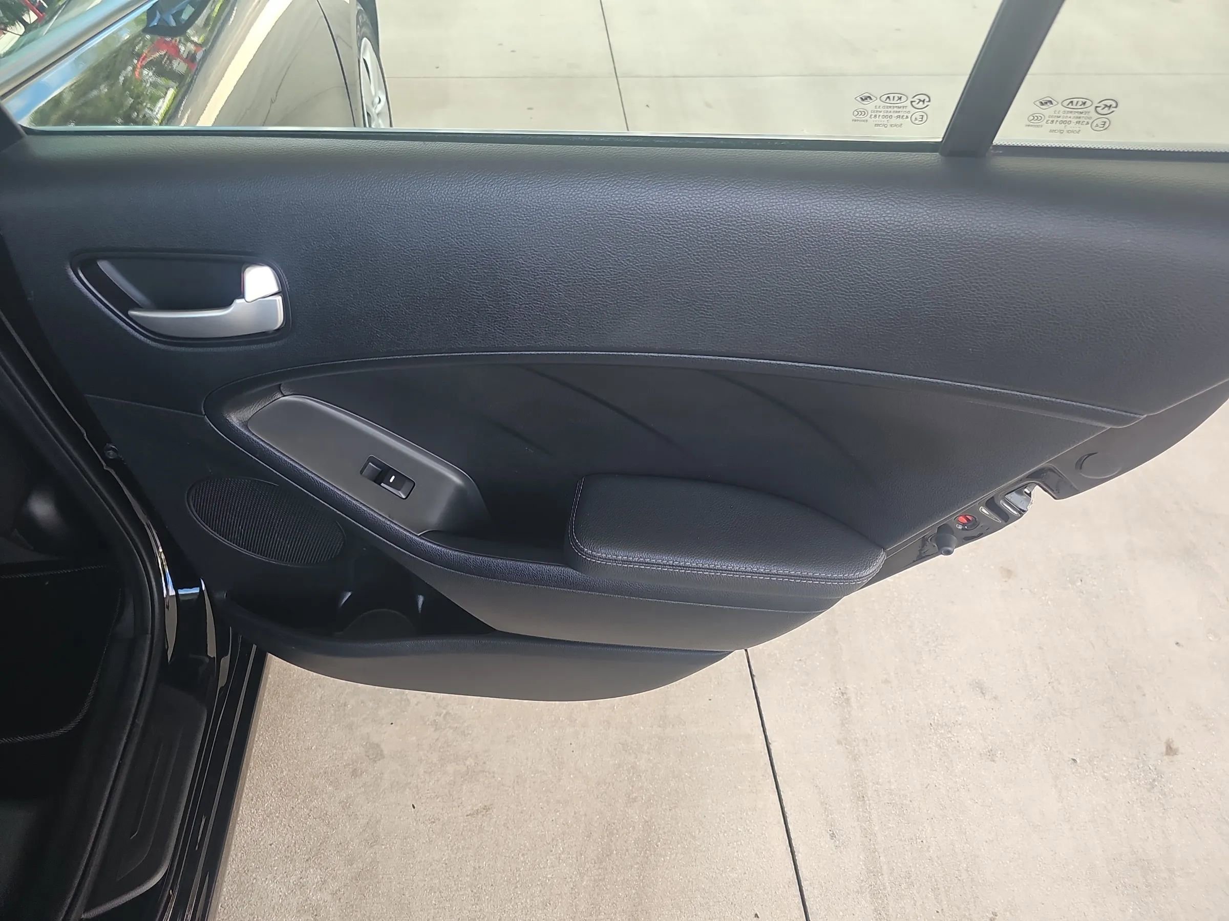 Used 2018 Kia Forte LX FWD image 35