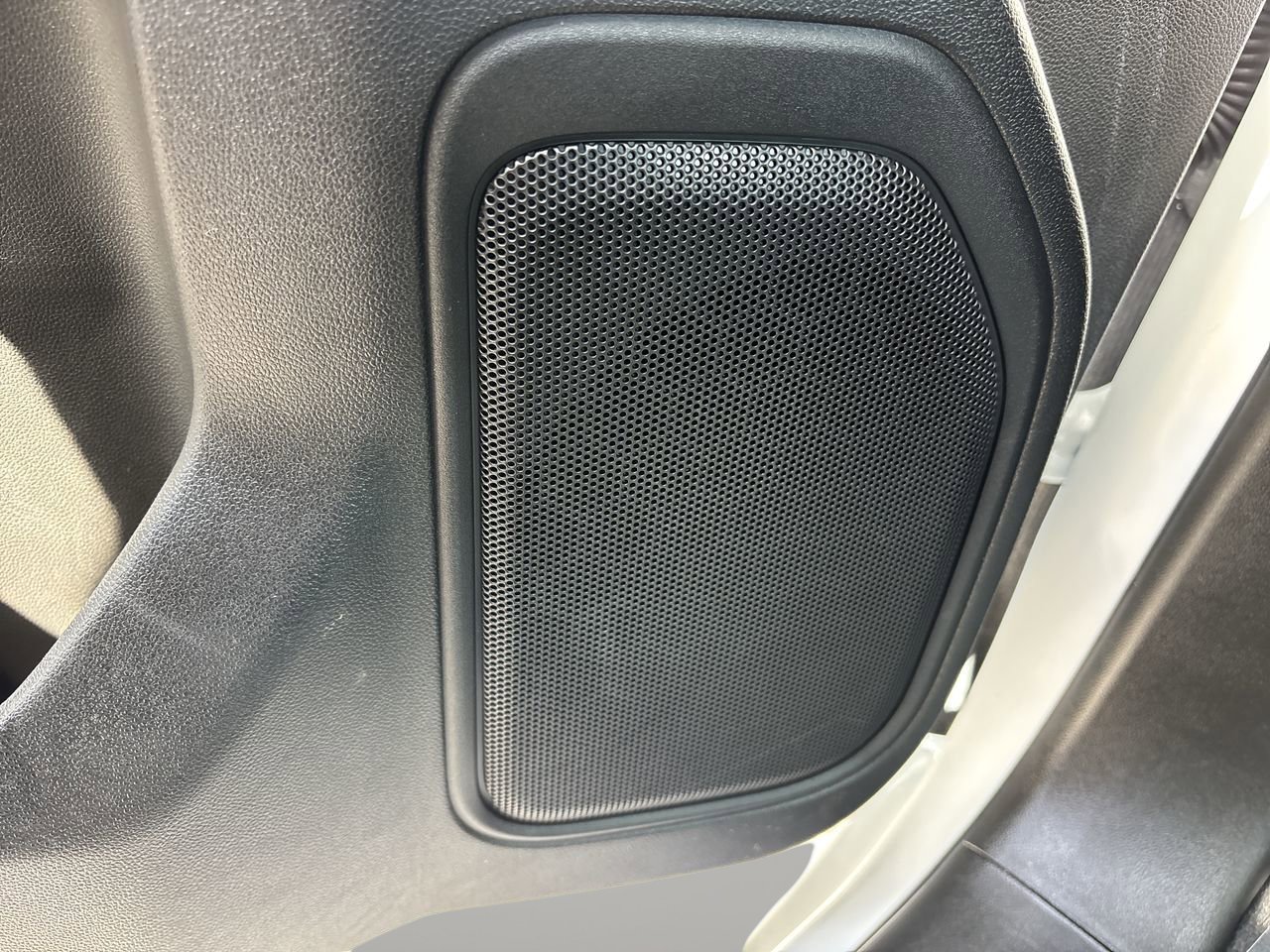 Used 2024 Chevrolet Silverado 1500 Custom image 18