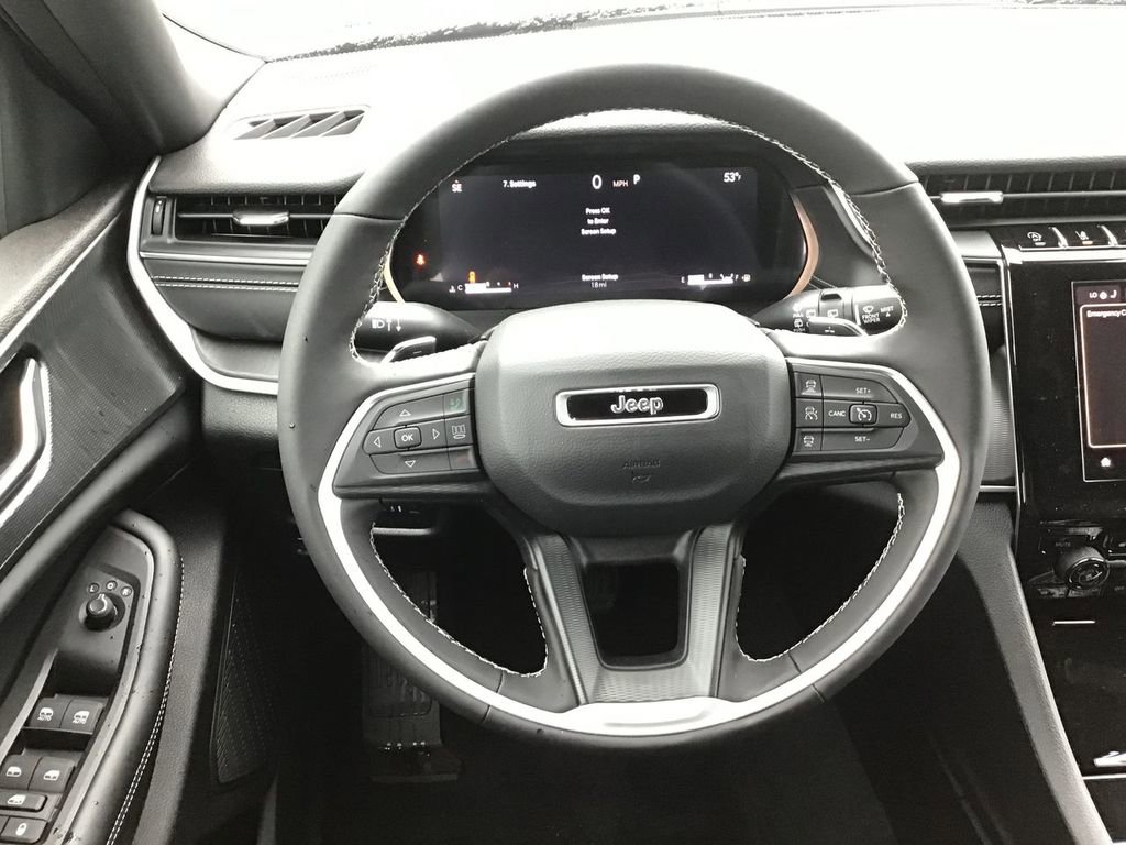 New 2025 Jeep Grand Cherokee L Laredo w/ Trailer Tow Package image 13