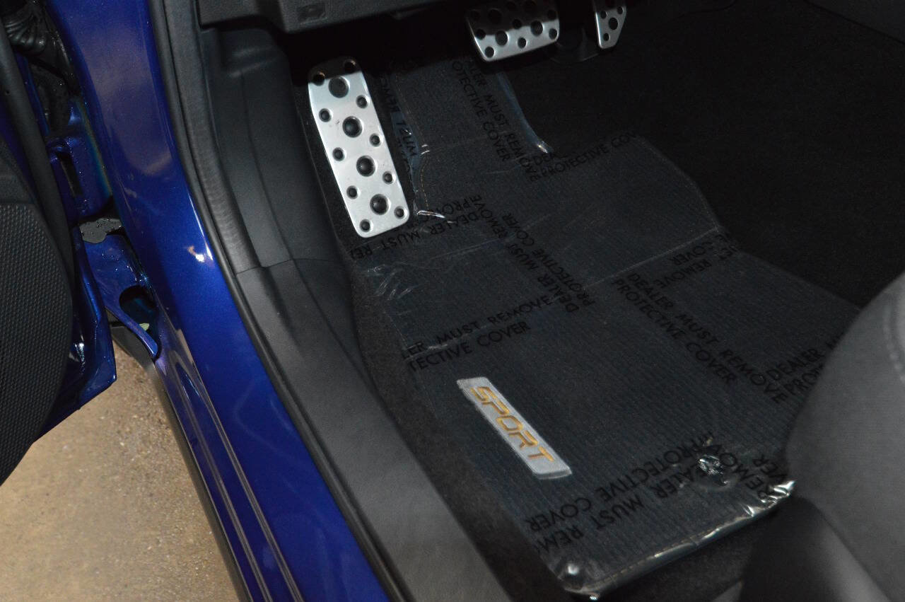 Used 2025 Subaru Crosstrek 2.5i Sport w/ Crosstrek Mirror Package image 28