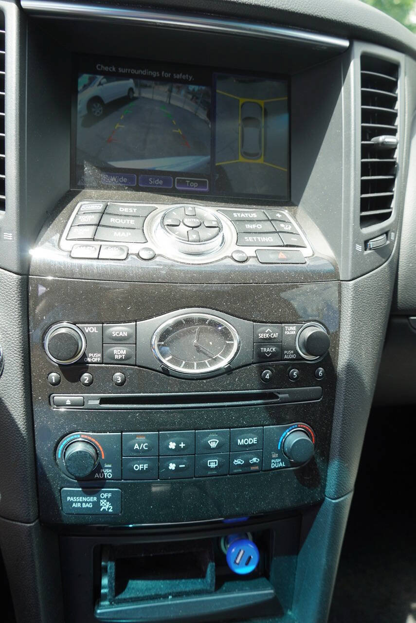 Used 2010 INFINITI FX35 AWD w/ Navigation Pkg image 23