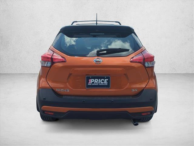 Used 2020 Nissan Kicks SR w/ SR Premium Package FWD image 6