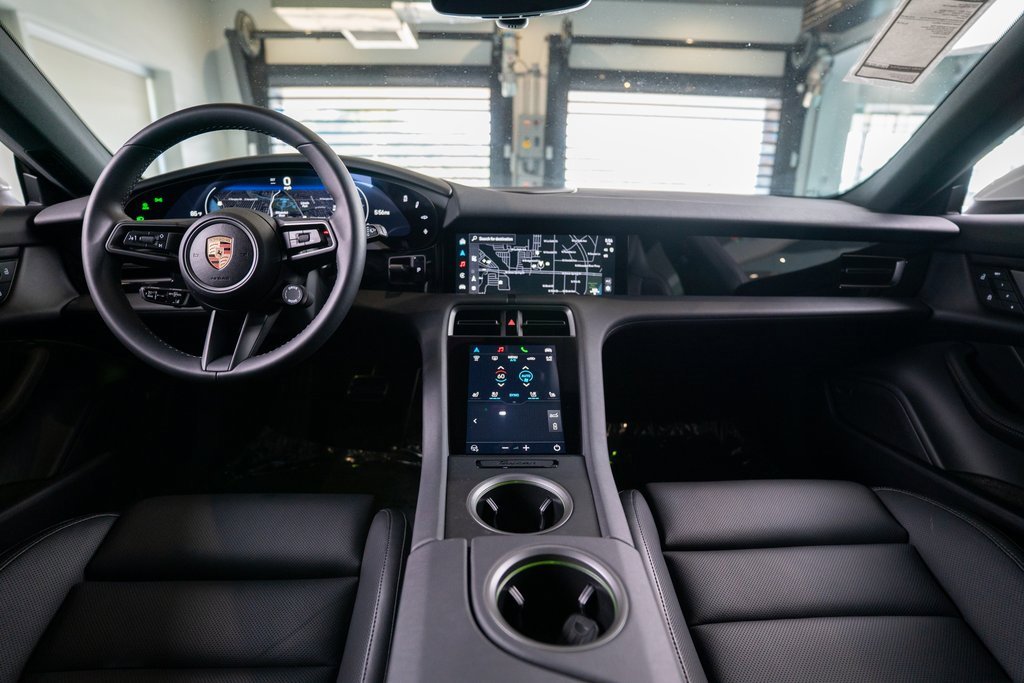 New 2025 Porsche Taycan 4S image 17