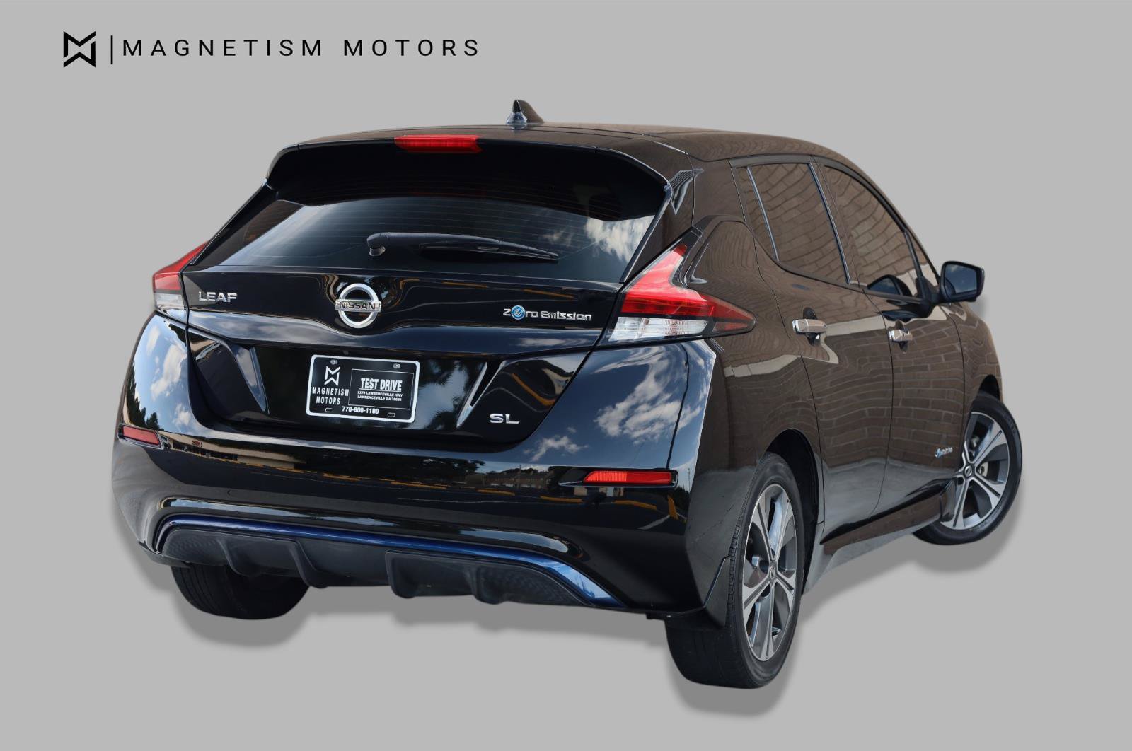 Used 2018 Nissan Leaf SL w/ SL Technology Package FWD image 9
