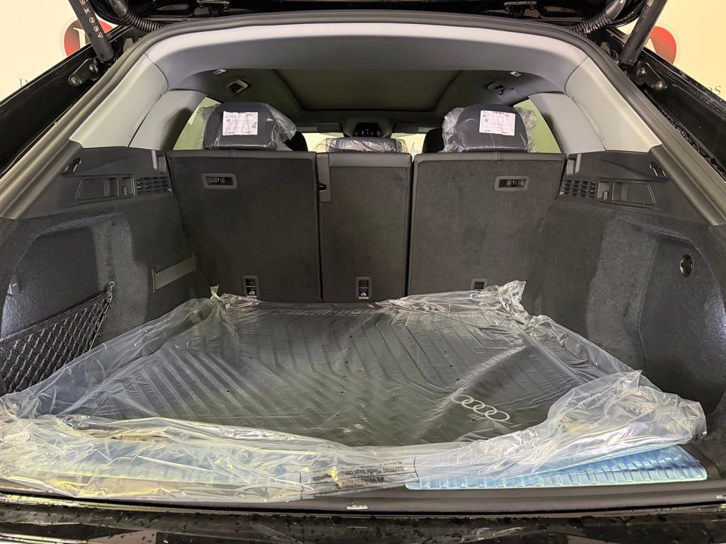 New 2025 Audi Q5 Premium Plus AWD/4WD image 14