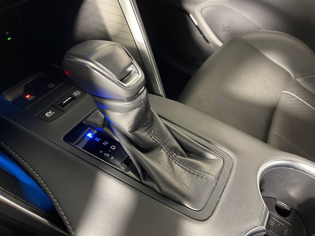 Certified 2024 Toyota Venza Limited AWD/4WD image 22