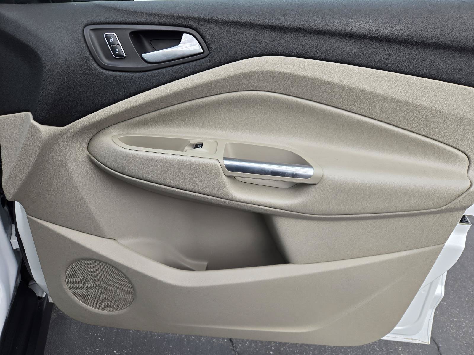 Used 2014 Ford C-MAX SE FWD image 32