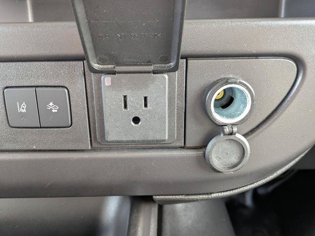 Used 2024 Chevrolet Express 3500 LS RWD image 20