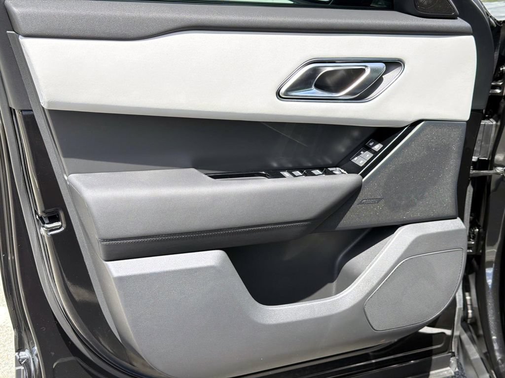 New 2026 Land Rover Range Rover Velar S AWD/4WD image 15