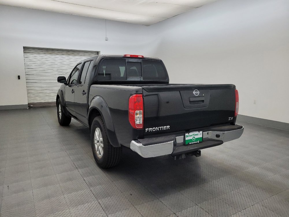 Used 2016 Nissan Frontier SV RWD image 5