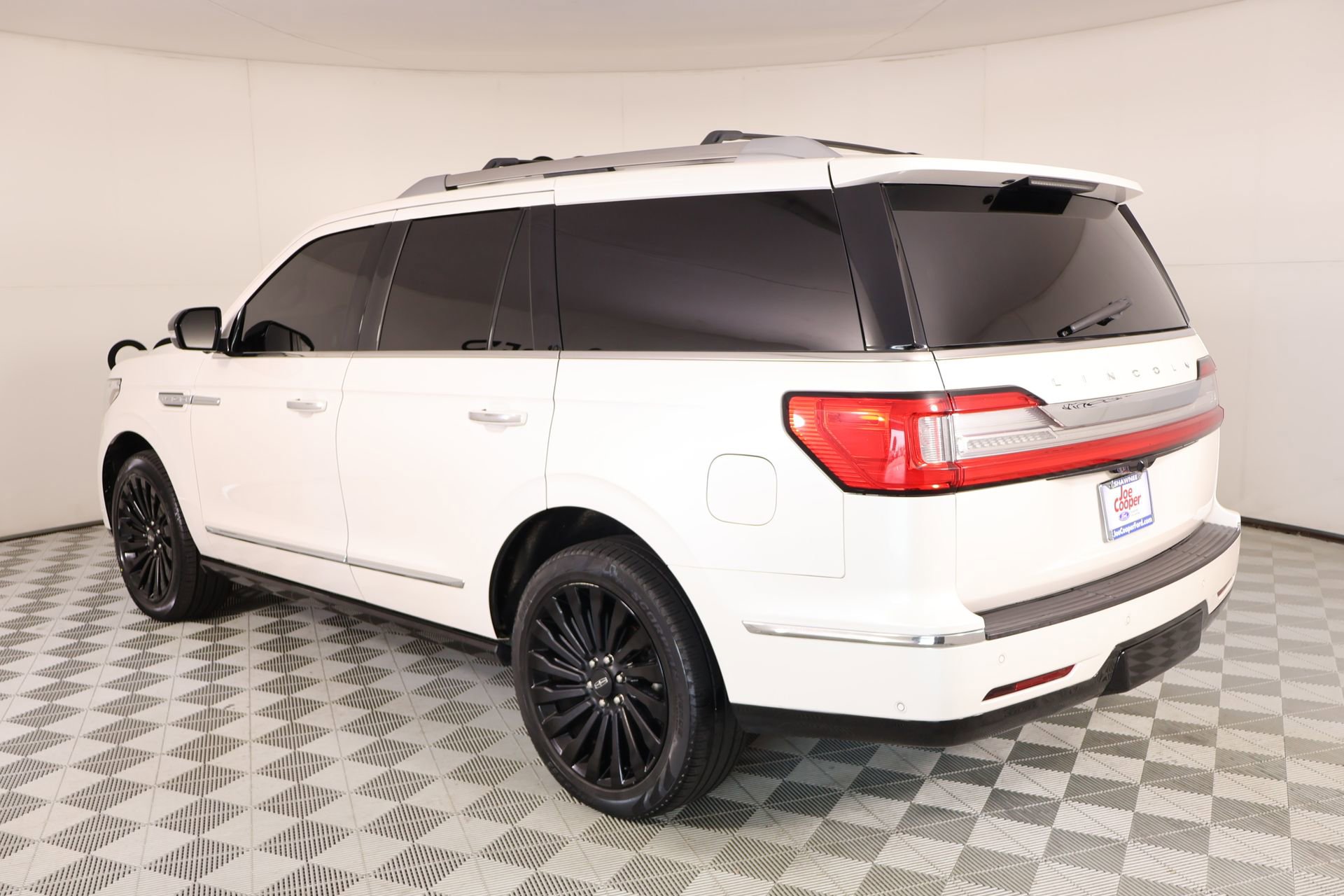 Used 2019 Lincoln Navigator Reserve AWD/4WD image 26