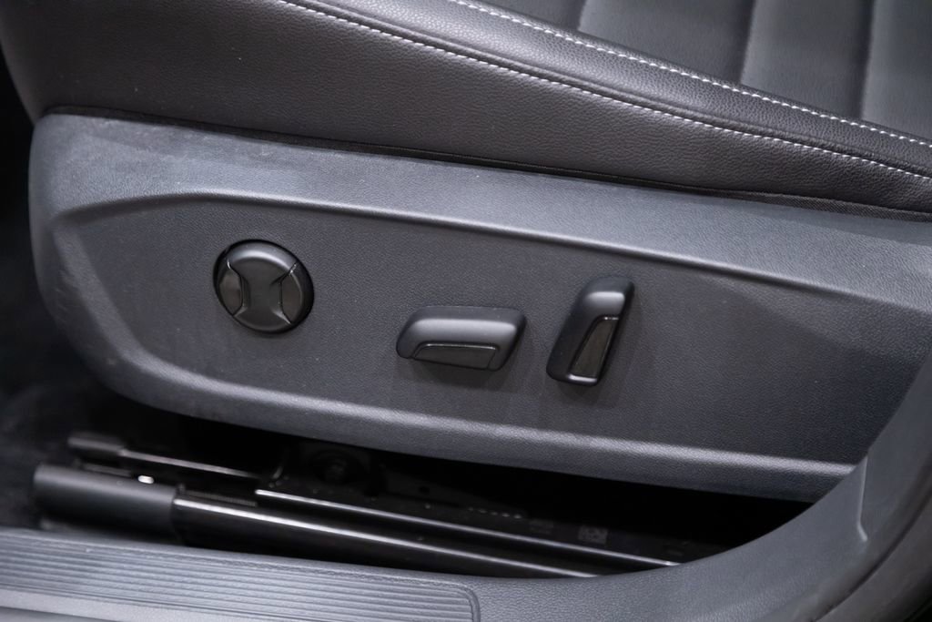 Used 2021 Volkswagen Jetta S image 9