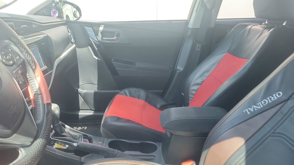 Used 2017 Toyota Corolla iM FWD image 5