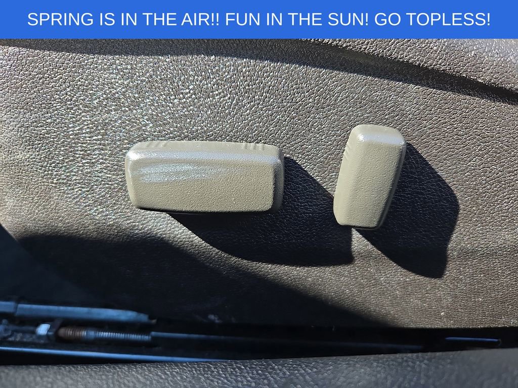 Used 2013 Chevrolet Camaro LT image 25