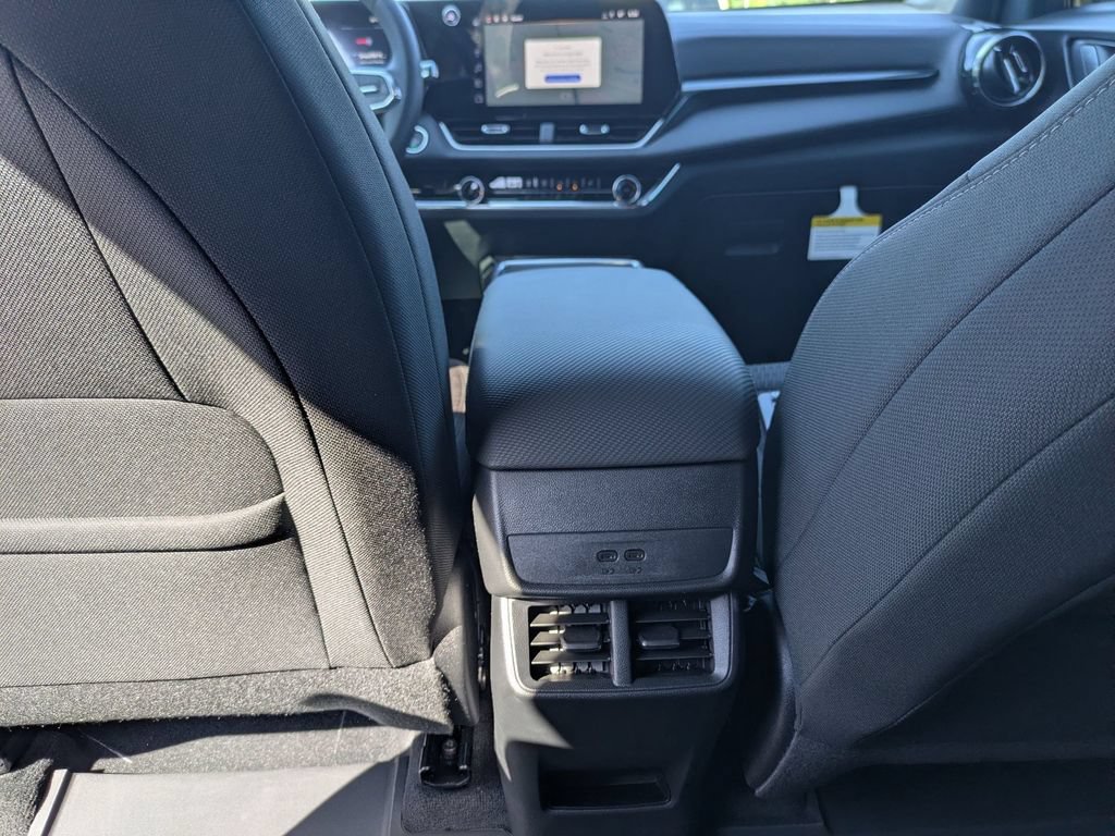 New 2026 Chevrolet Equinox LT FWD image 25