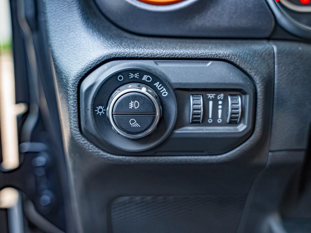 Used 2021 Jeep Gladiator Mojave AWD/4WD image 20