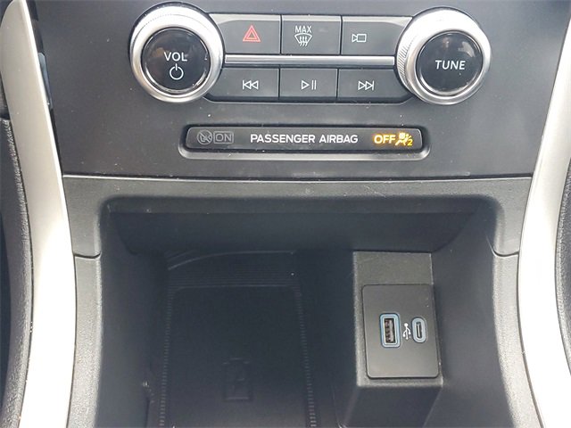 Certified 2024 Ford Edge SEL w/ Convenience Package image 21