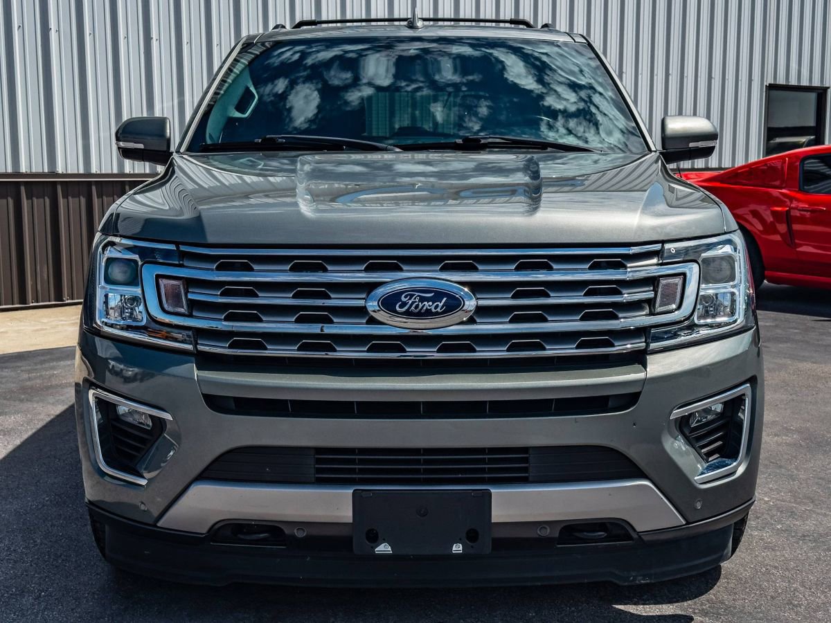 Used 2019 Ford Expedition Limited w/ Equipment Group 301A AWD/4WD image 5