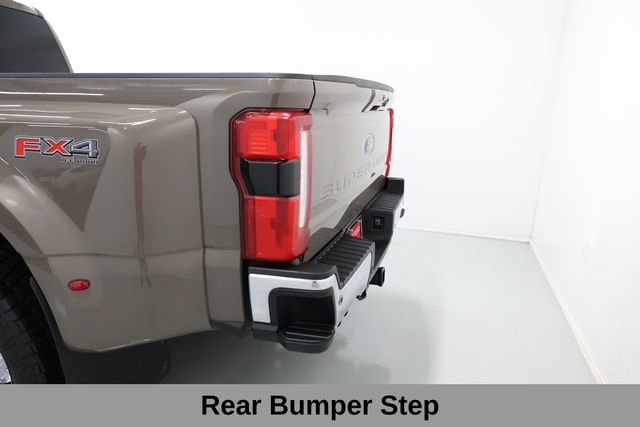 Used 2026 Ford F350 Lariat w/ FX4 Off-Road Package AWD/4WD image 46
