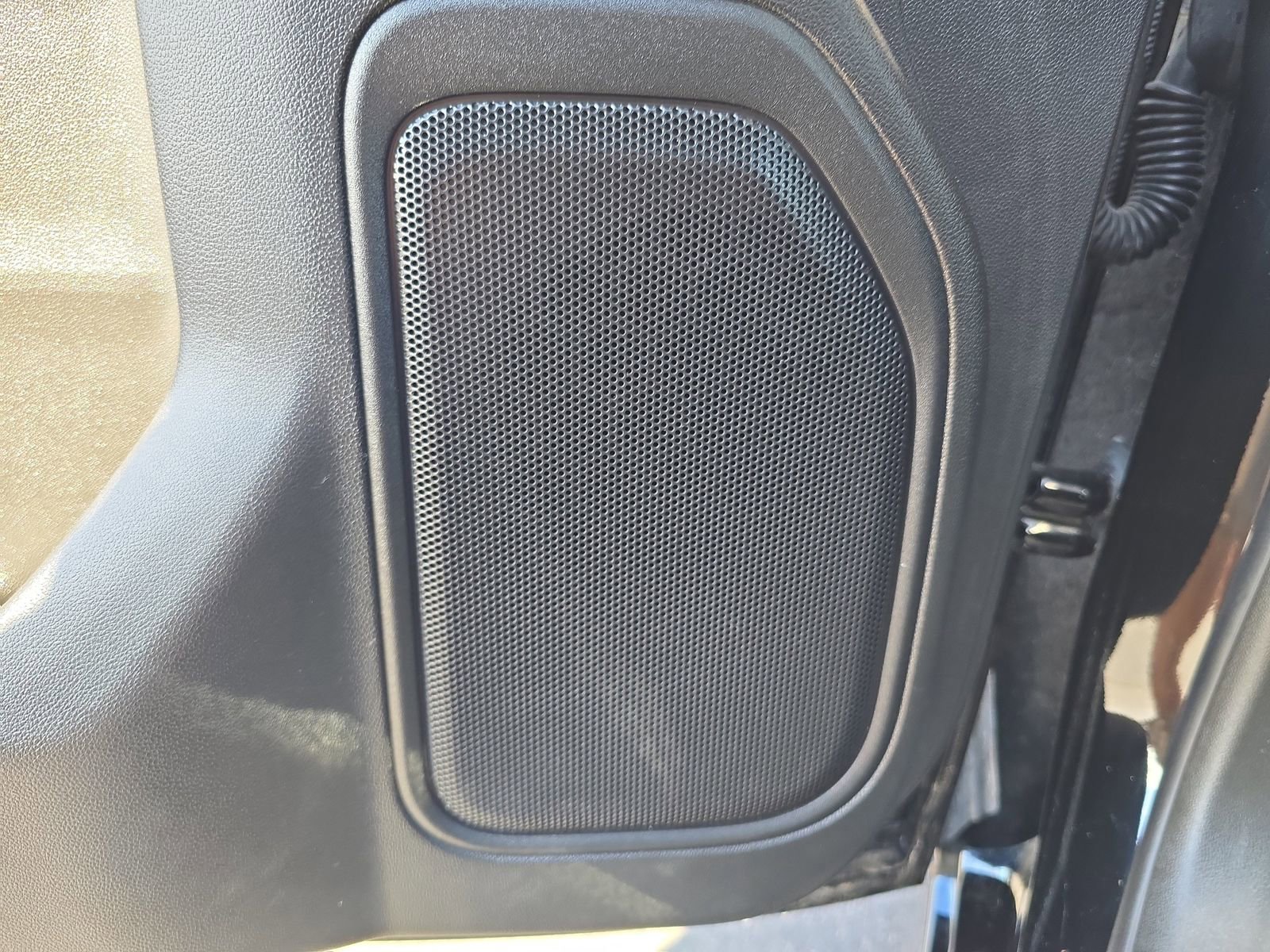 Used 2023 Chevrolet Silverado 1500 Custom image 14