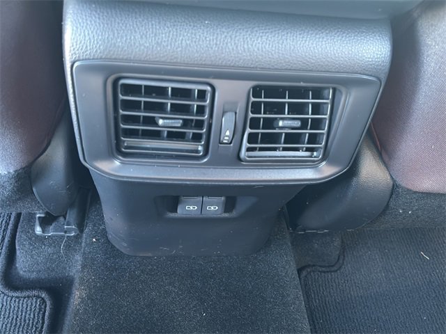 Used 2024 Toyota RAV4 SE w/ Convenience Package image 16