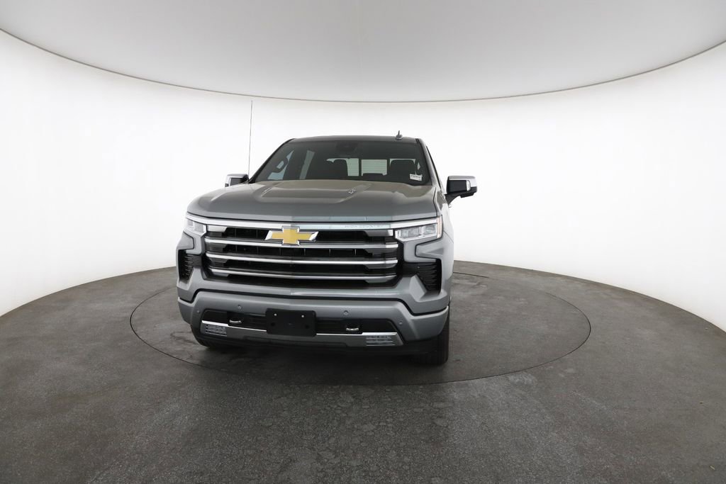 Used 2025 Chevrolet Silverado 1500 High Country w/ High Country Premium Package image 4