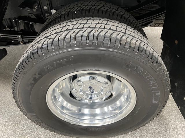 Used 2024 Ford F350 Platinum image 16