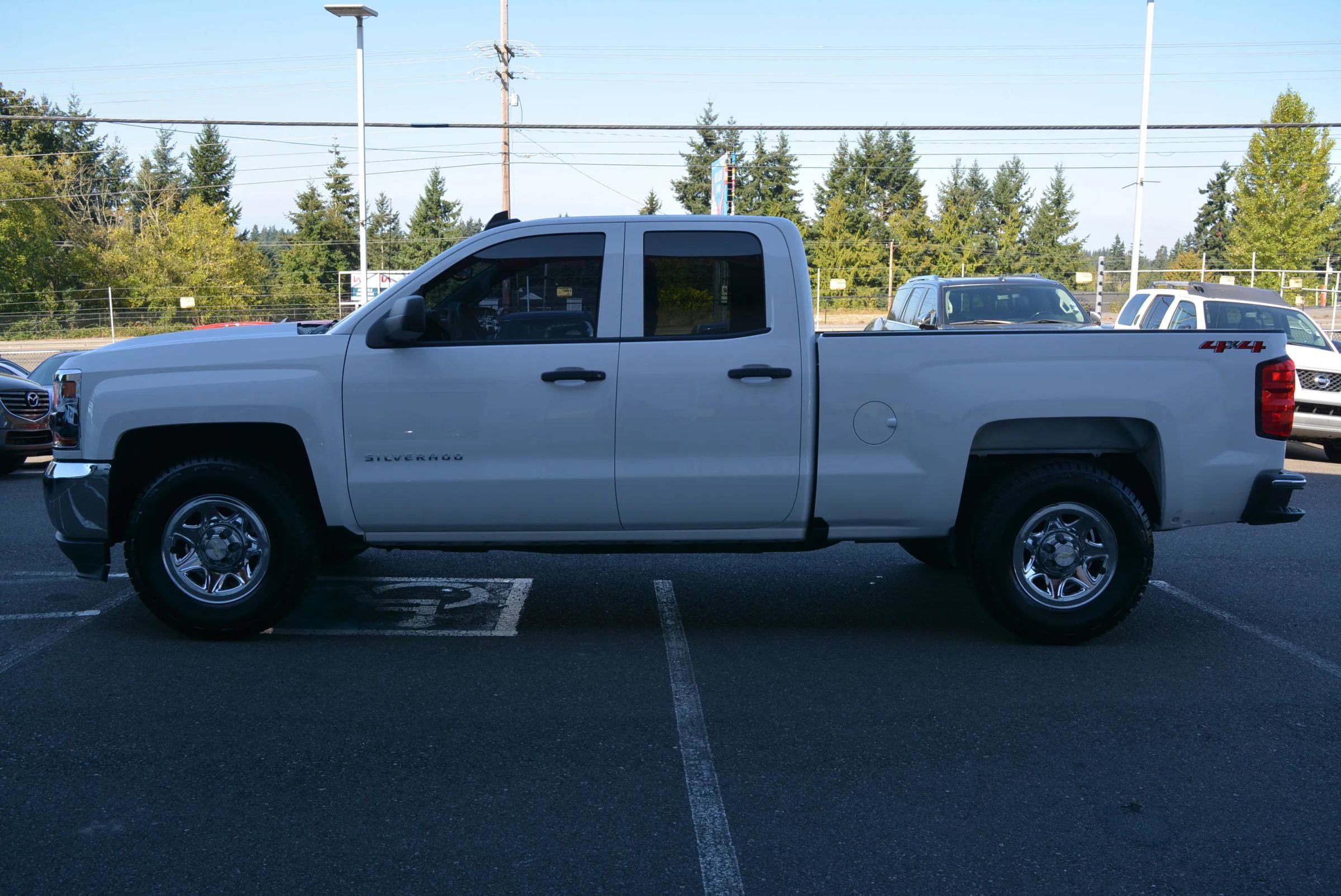 Used 2018 Chevrolet Silverado 1500 LS w/ Trailering Package image 4