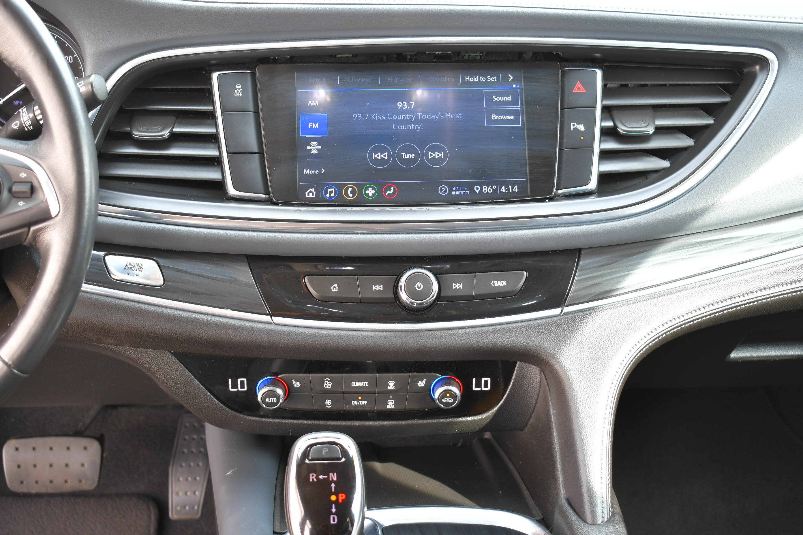 Used 2021 Buick Enclave Essence FWD image 6