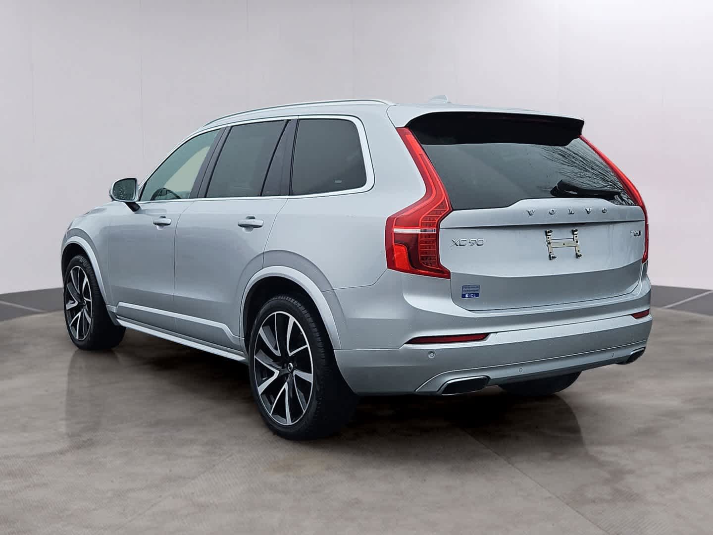 Used 2021 Volvo XC90 T6 Momentum w/ Climate Package AWD/4WD image 6