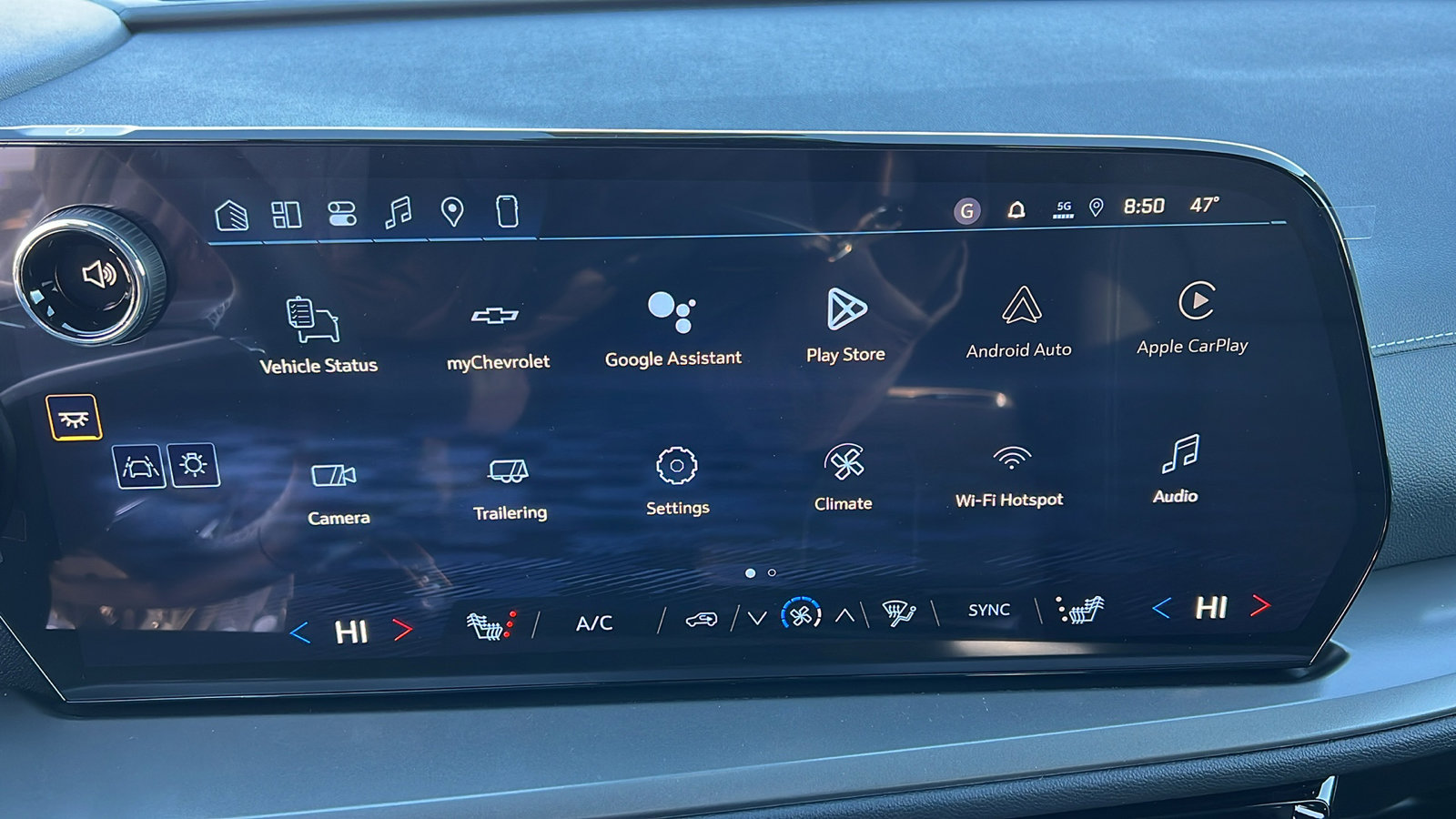 New 2026 Chevrolet Traverse LT w/ Driver Confidence Package image 23