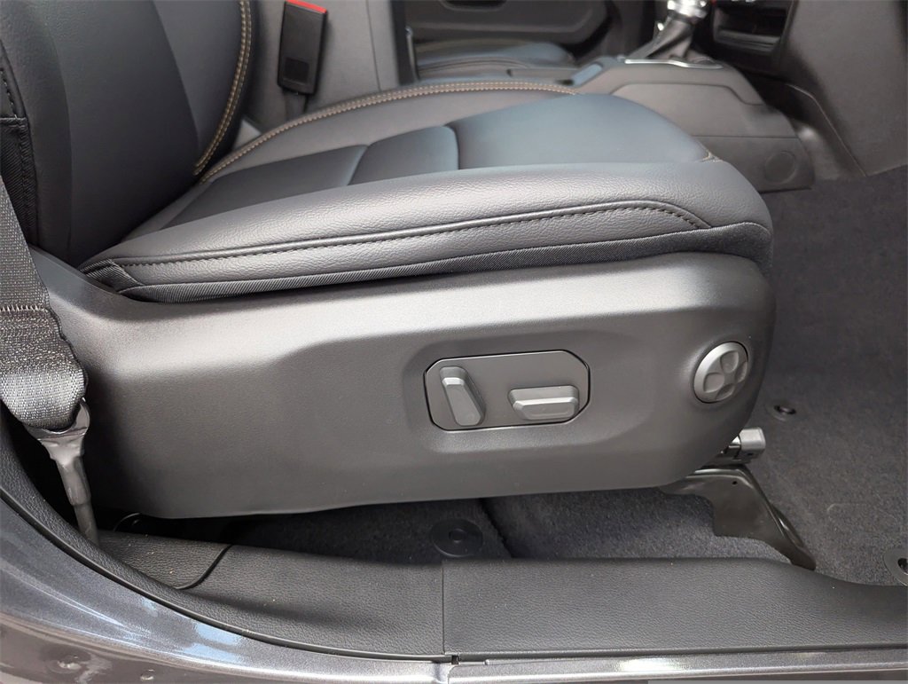 New 2025 Jeep Gladiator Sport image 38