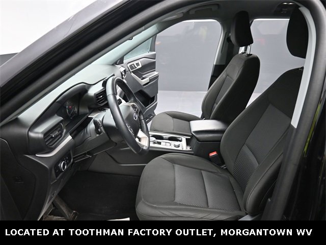 Used 2023 Ford Explorer XLT image 14