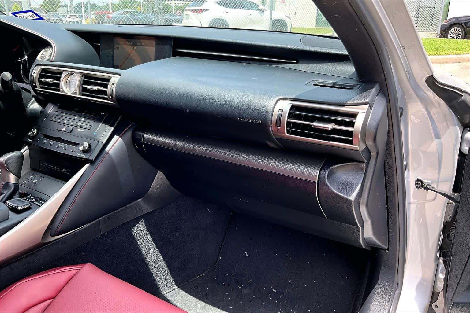 Used 2016 Lexus IS 200t RWD image 17