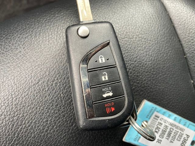 Used 2023 Toyota Camry SE image 24