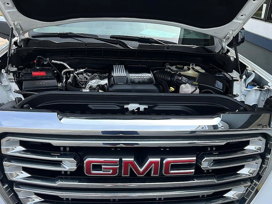 Used 2021 GMC Sierra 1500 SLT w/ SLT Premium Plus Package AWD/4WD image 9