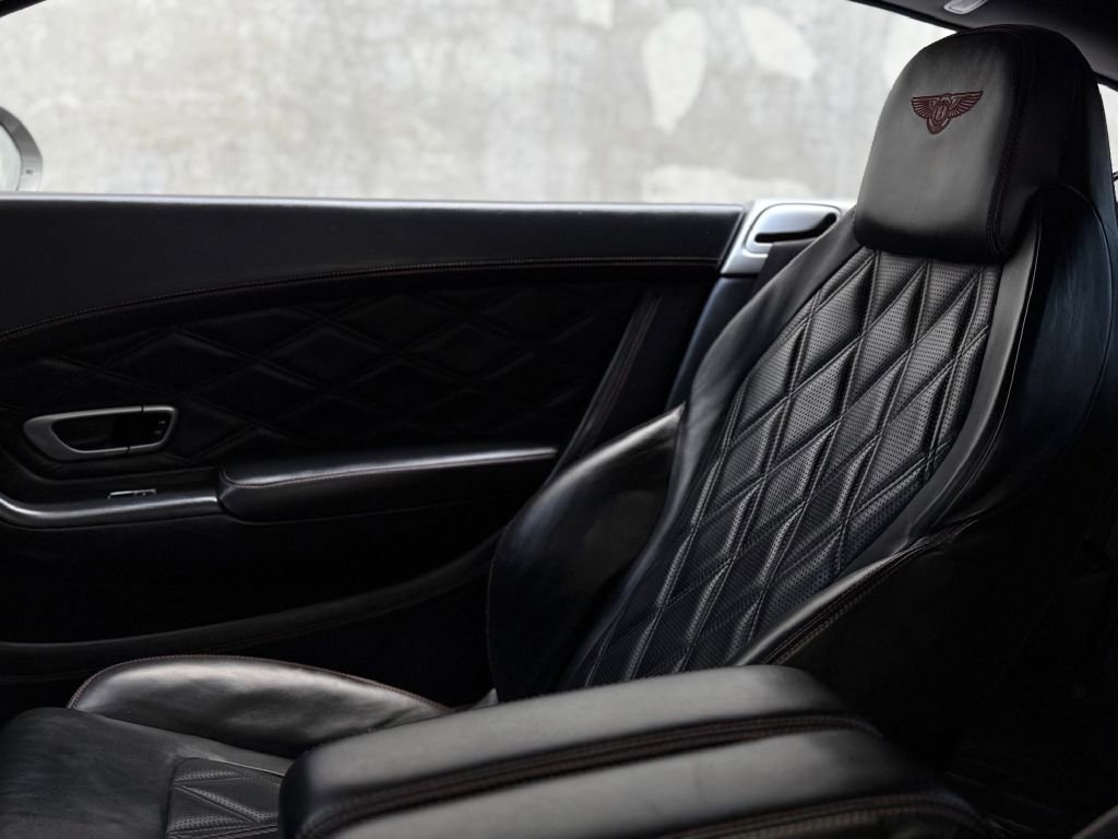 Used 2015 Bentley Continental GT V8 S image 18