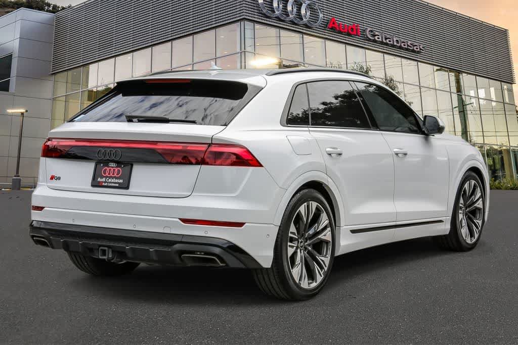 Used 2024 Audi Q8 Prestige w/ Prestige Package AWD/4WD image 4
