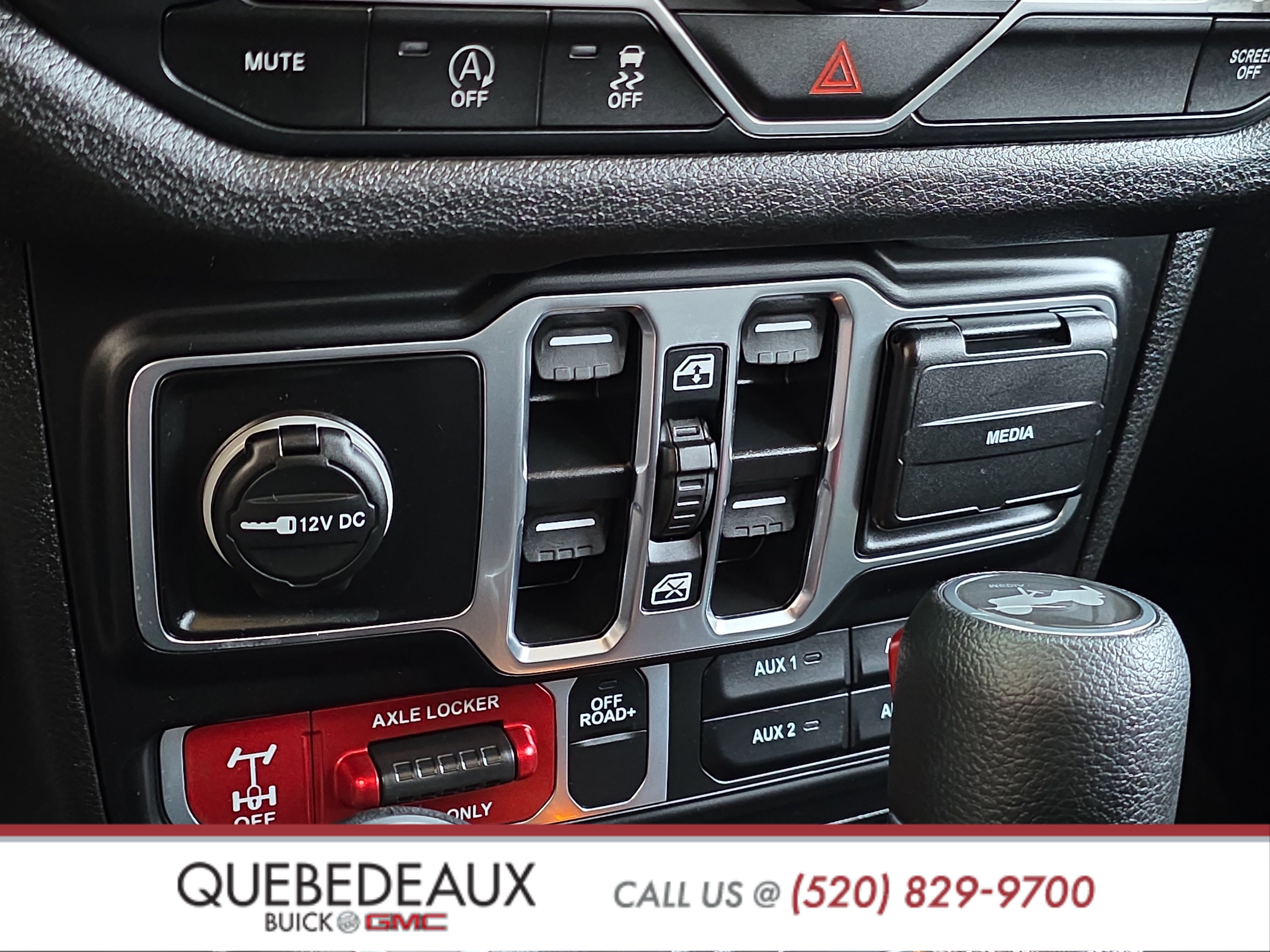 Used 2025 Jeep Wrangler Unlimited Sport AWD/4WD image 20