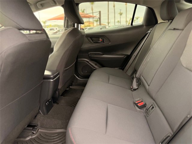Used 2024 Toyota Prius Prime SE image 18